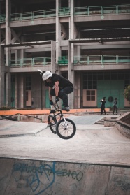詹姆斯绝杀